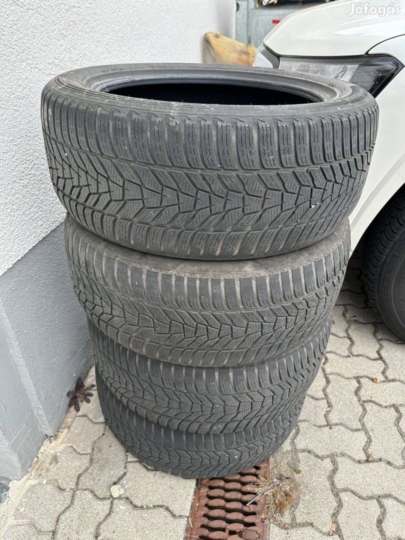 255/50R19 107V Hankook téli gumi garnitúra [4db]